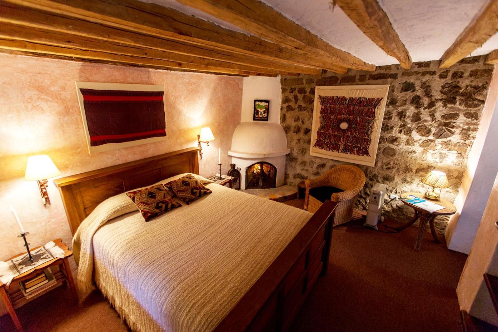 ホテル Hacienda Cusin オタバロ 部屋 写真