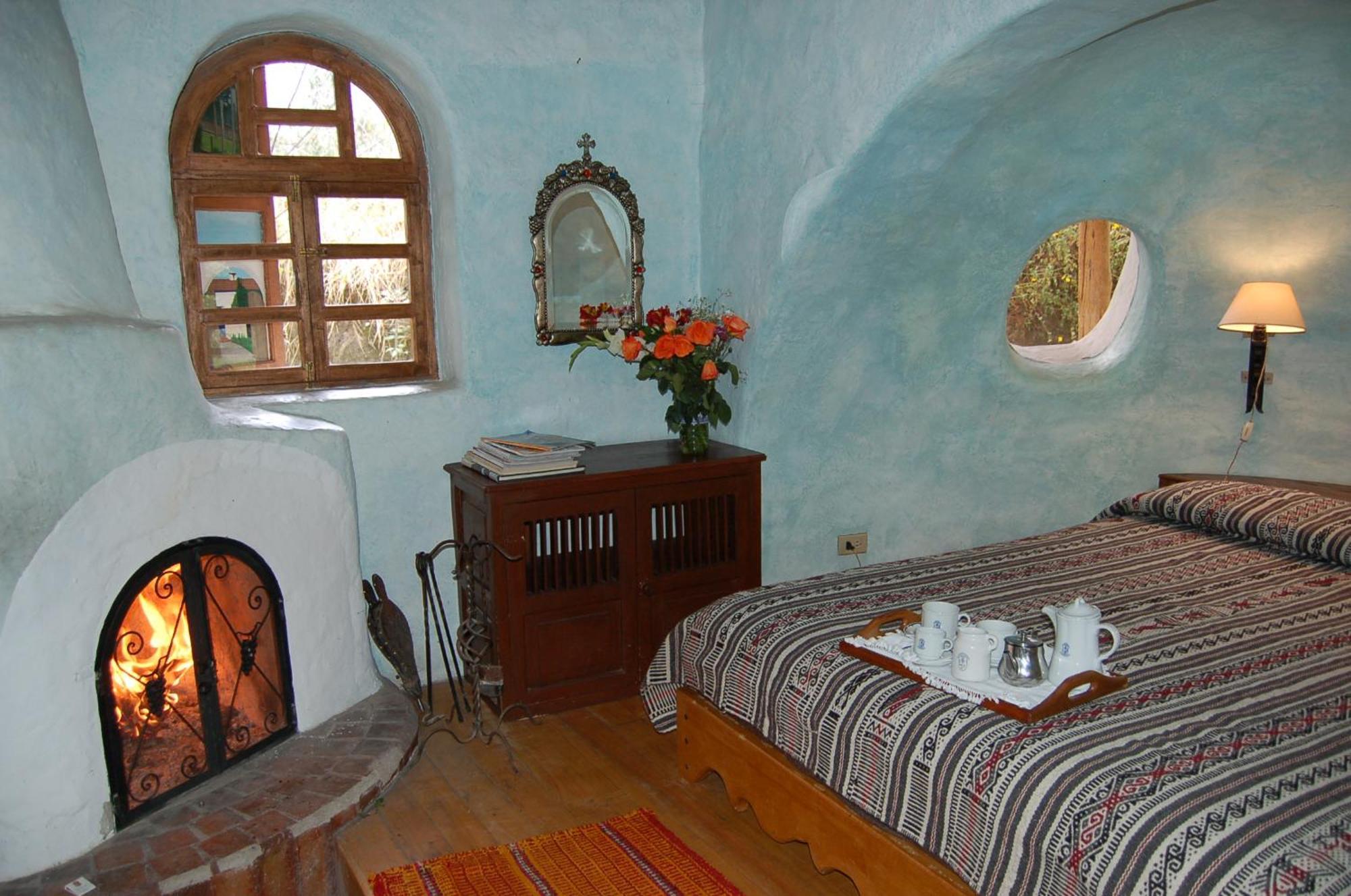 ホテル Hacienda Cusin オタバロ 部屋 写真