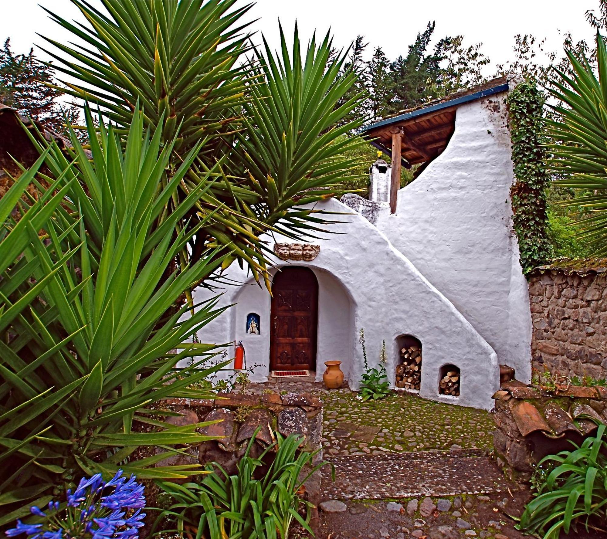 ホテル Hacienda Cusin オタバロ 部屋 写真