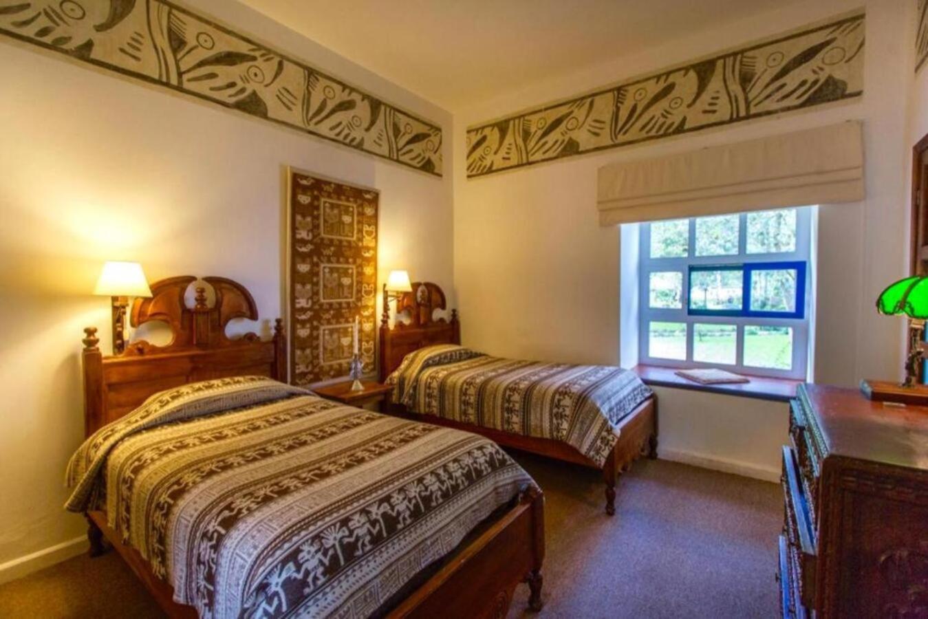 ホテル Hacienda Cusin オタバロ エクステリア 写真